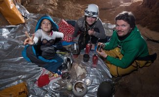 Biwak und Höhlenforschung - ab 12 Jahren mit den Guides Spéléo