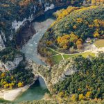 Überflug der Ardèche-Schlucht