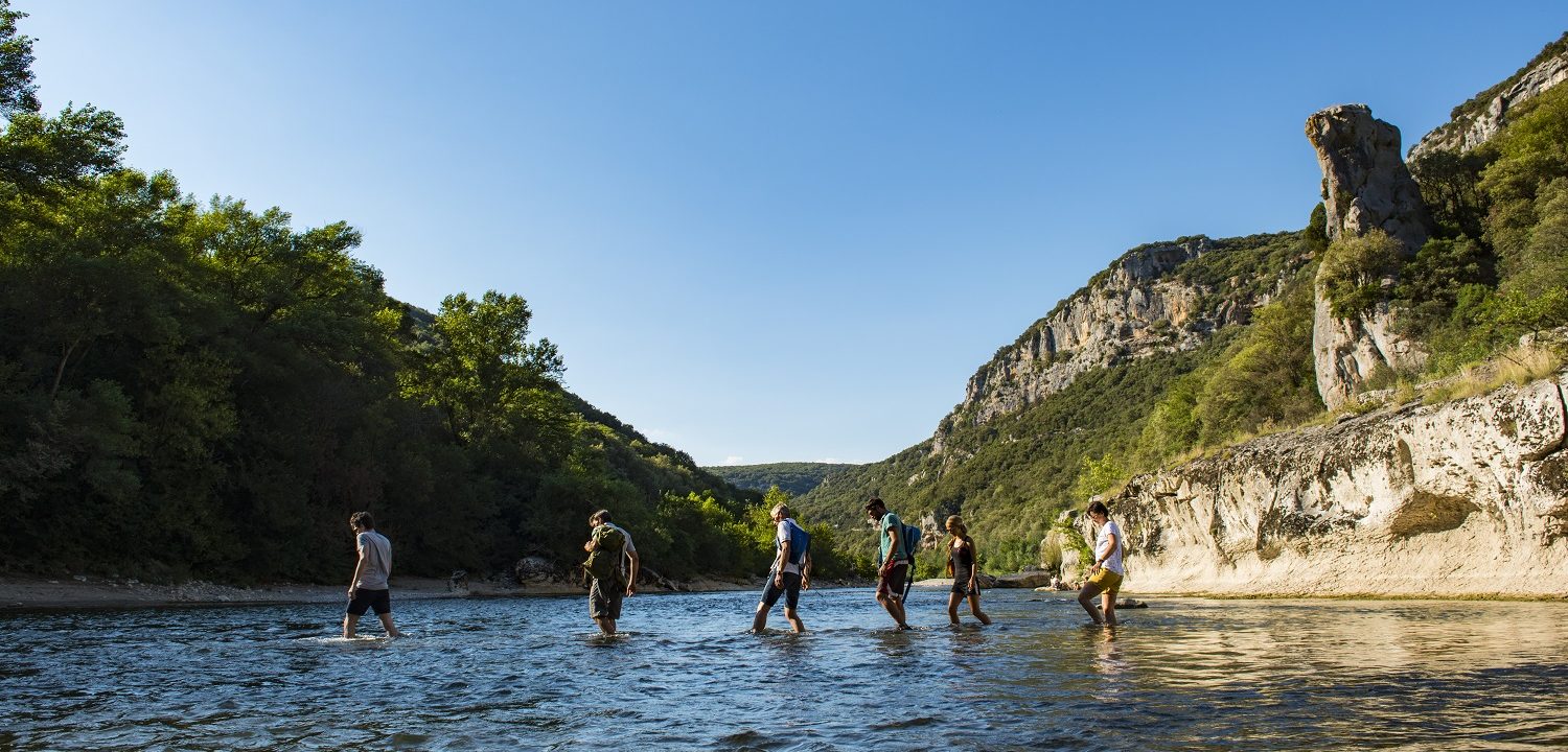 2 Tage Wandern in den Schluchten der Ardèche - Biwak und Shuttle inbegriffen