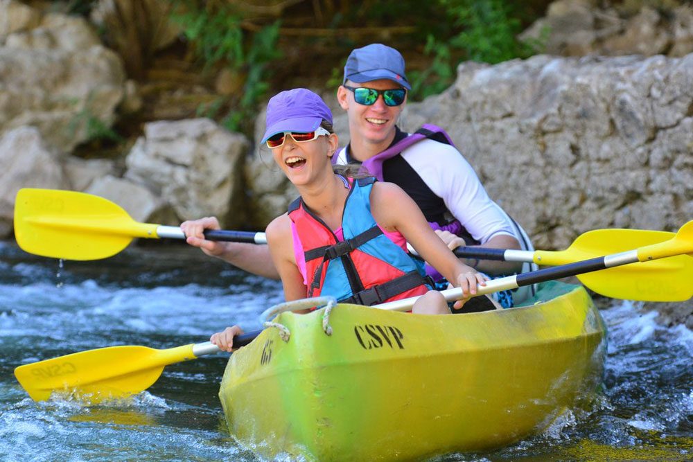 Canoë - Kayak de Pradons à St Martin d'Ardèche - 45 km / 3 jours avec Canoës Service