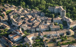 Alba-la-Romaine : village de caractère