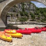 © Kanu - Kayak von Balazuc nach Pradons - 6 km mit Balazuc Loisirs - Balazuc Loisirs