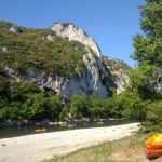 Kanu - Kajak von Vallon nach St. Martin d'Ardèche - 30 km / 1 Tag mit Azur canoës