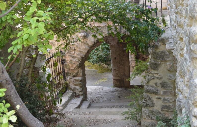 ruelle village bidon village ardèche©ot-draga